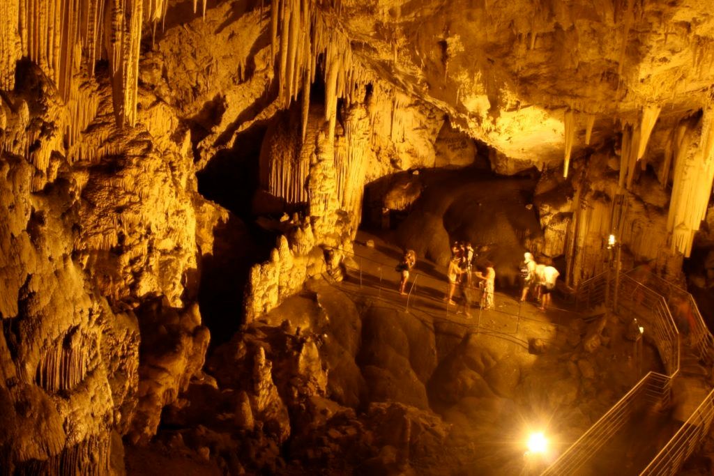 antiparos cave 1024x683